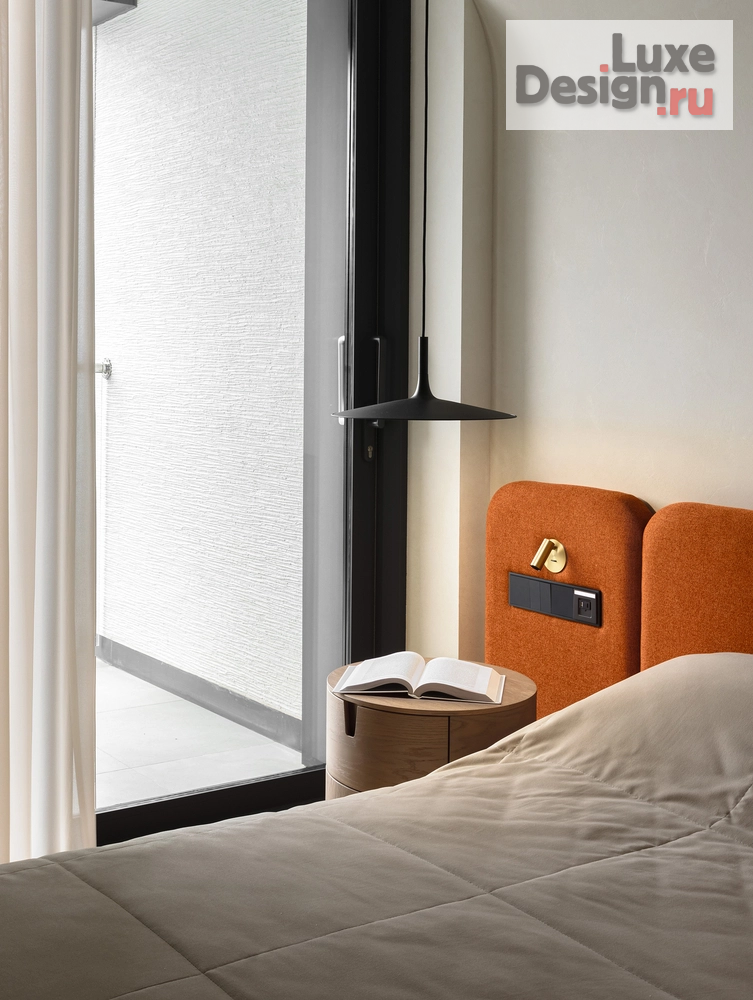 Дизайн интерьера двухкомнатной квартиры "ЭНЕРГИЯ ЦВЕТА (РЕАЛИЗАЦИЯ)" (фото 16)