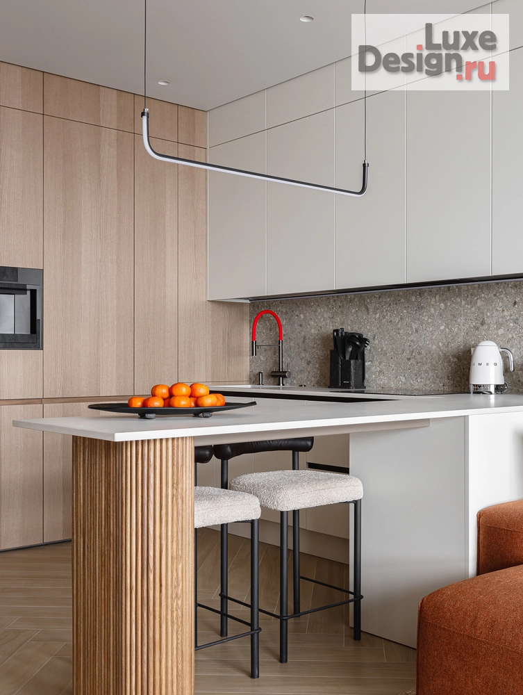 Дизайн интерьера двухкомнатной квартиры "ЭНЕРГИЯ ЦВЕТА (РЕАЛИЗАЦИЯ)" (фото 9)