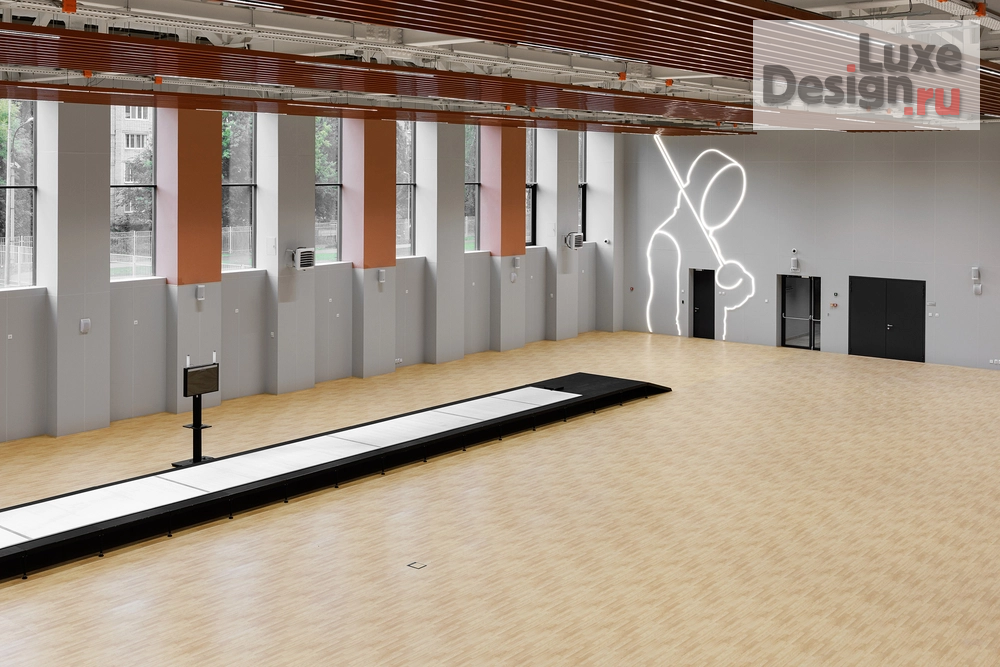 Дизайн интерьера школы "ЯРКИЙ ТЕРРАКОТ. ШКОЛА ФЕХТОВАНИЯ КАЗАНЬ" (фото 11)